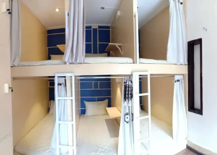 Pudi Hostal *