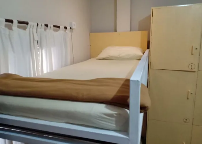 Pudi Hostal *